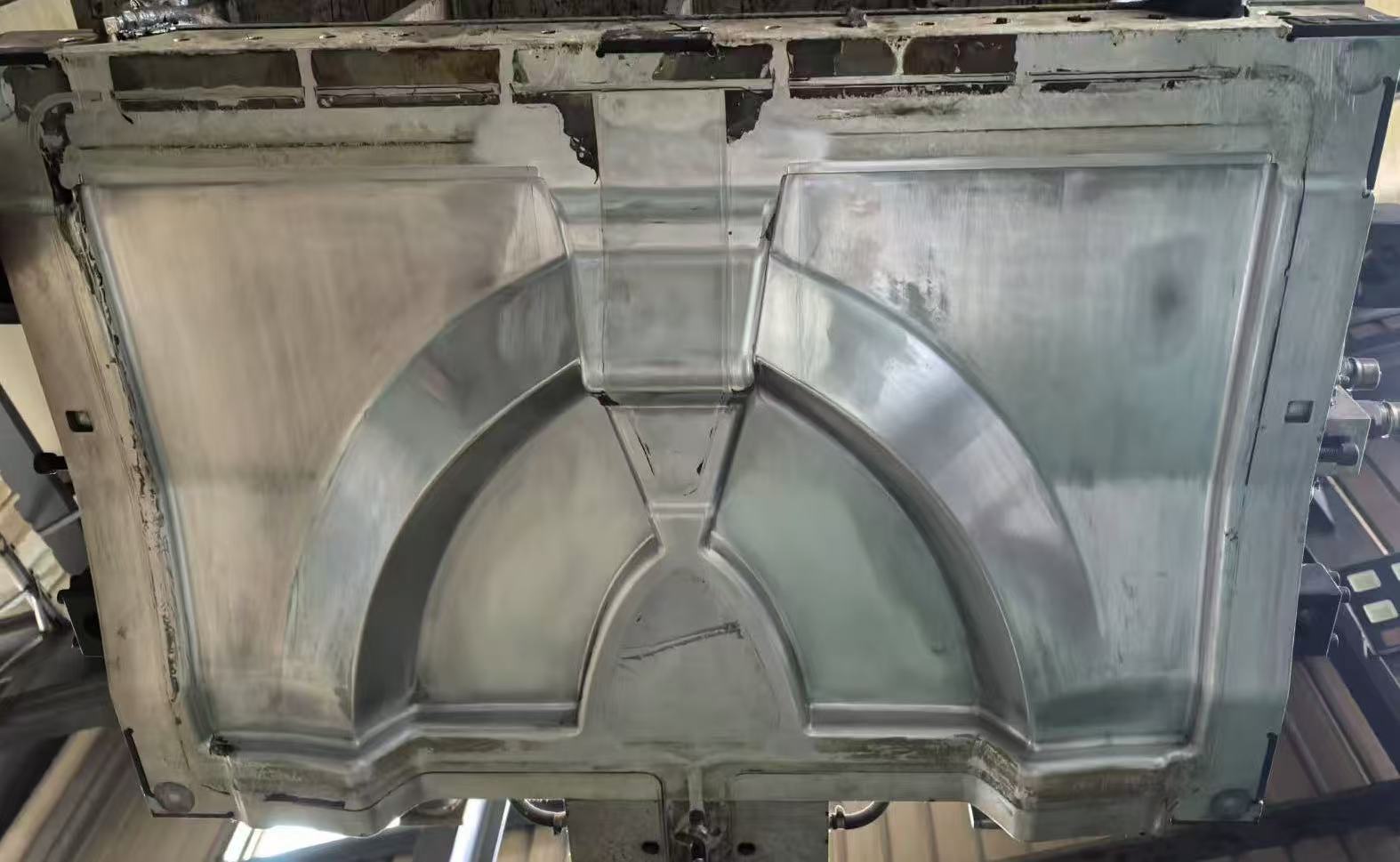 微信图片_20250828144421_10_3